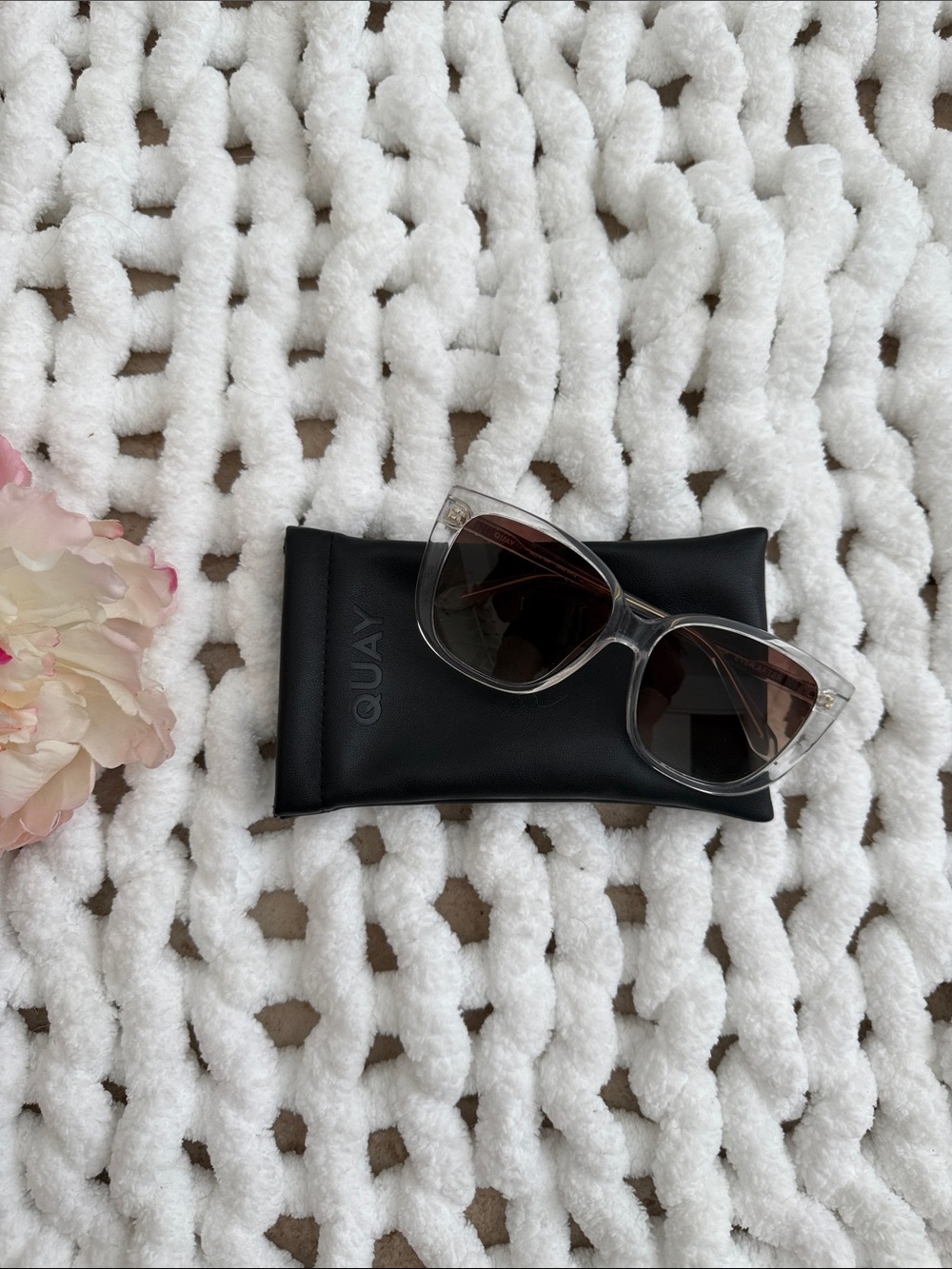 Quay Ever After Sunglasses Clear Frame NWT